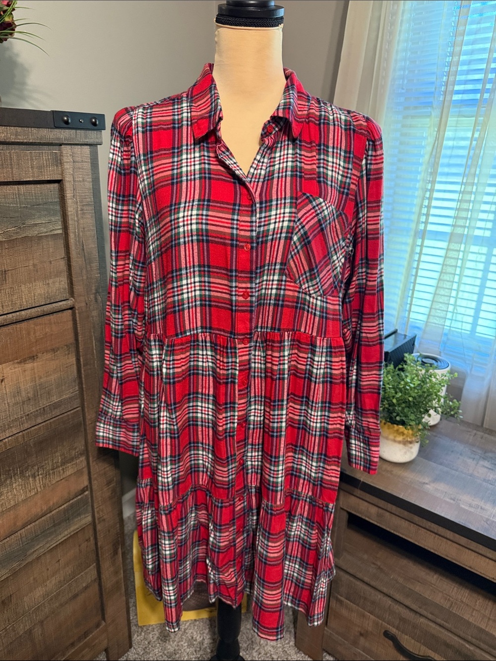 crown & ivy Red Plaid Long-Sleeve Button-Front Tiered Dress